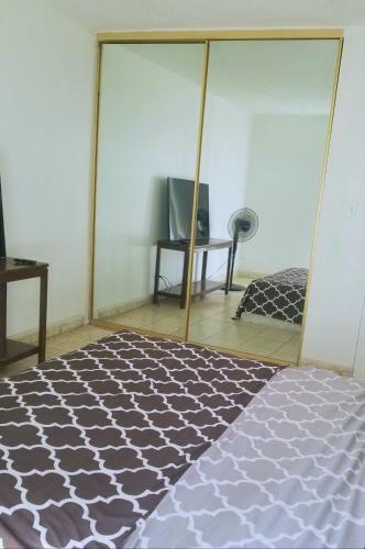 Habitaci�n Econ�mica En Playas
