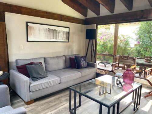 Hostal Casa Vallesana Av�ndaro