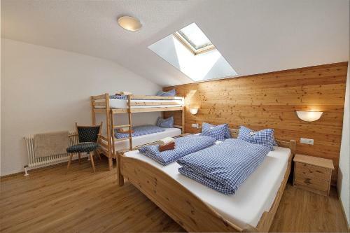 Alpenchalet Lacknerbrunn Bis 24 P