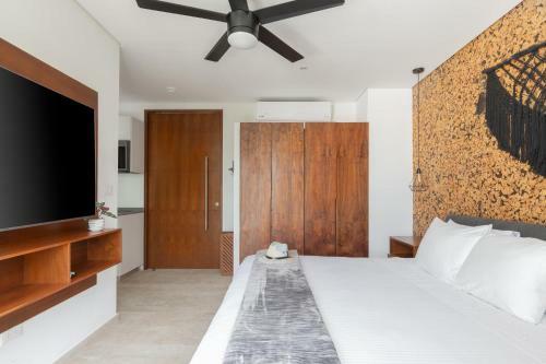 Luxury Penthouse Studio Priv Rooftop Pool Gym