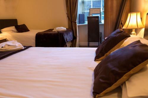 Hostal Queens Guest House