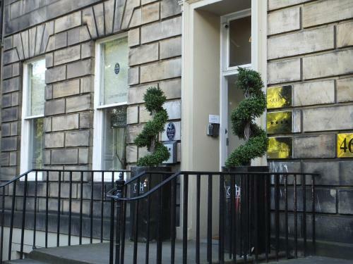 Hostal Queens Guest House