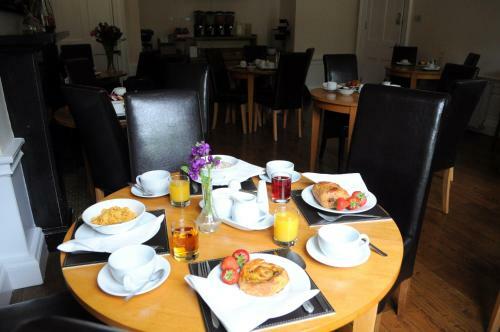 Hostal Queens Guest House