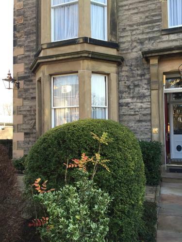 Hostal Ashdene House