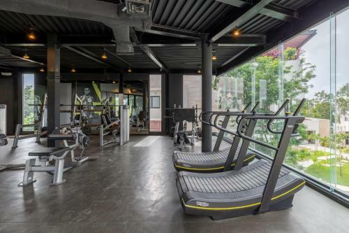 1bdr Central Park Pool Spa Gym Wifi