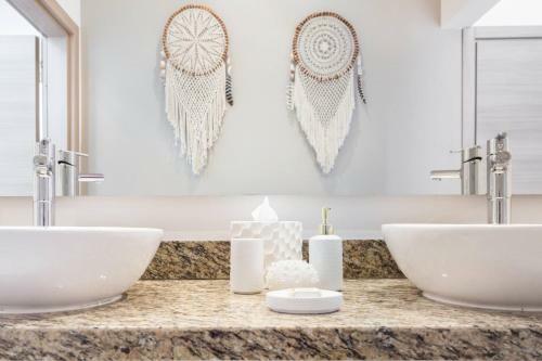 Yaakunah Dine Poolside At A Chic Paradise Villa In Tulum