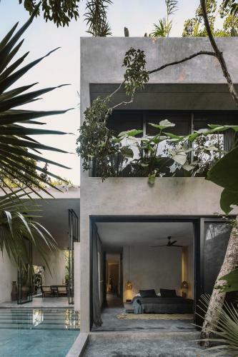 Peaceful Award Winning Design Tulum Villa With Insta-worthy Raw Pool