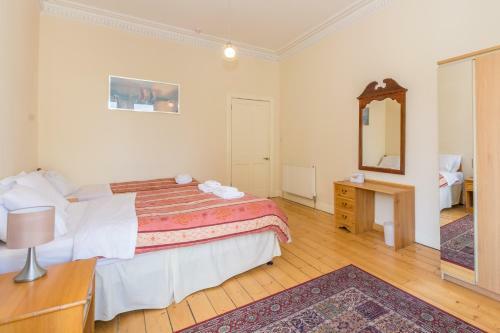 Menzies Apartments