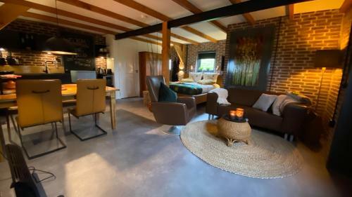 Hostal Bommelerhoeve B&B & Vakantiewoning