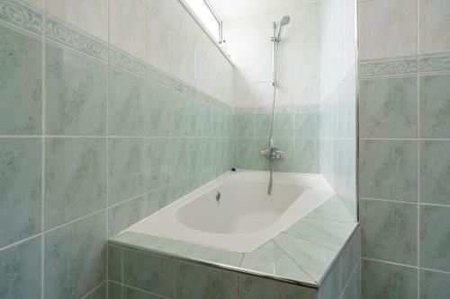 Vlier 02 - Klepperstee Ouddorp - Not For Companies