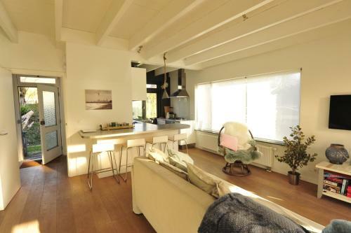 Lovely Beachhouse In Ouddorp
