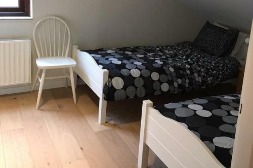 Dune, Spaanse Galeienstraat 17