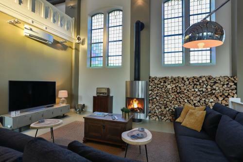 Villa Church Conversion For A Unique Stay And Experience