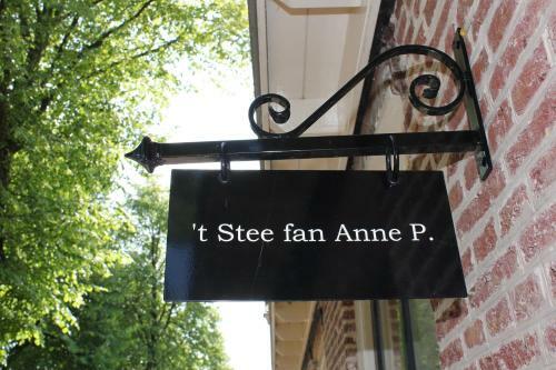 't Stee Fan Anne P.
