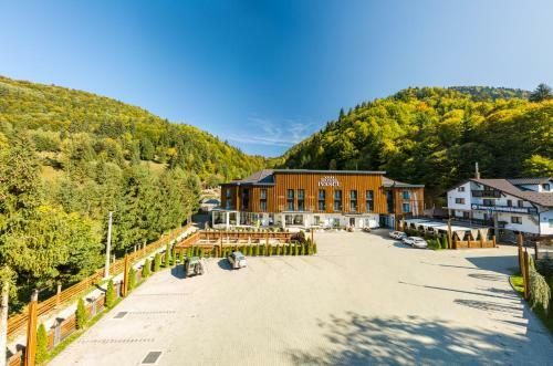 Hostal Hotel Ivascu