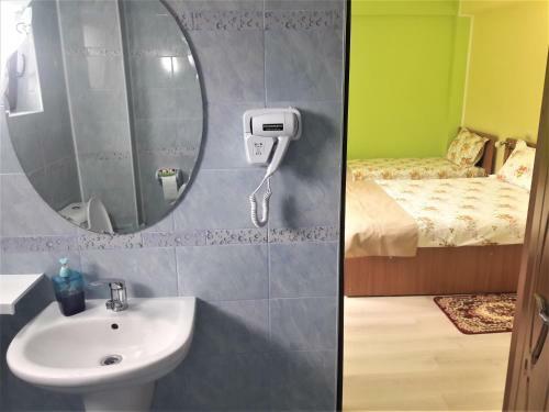 Hostal Pensiunea Esential