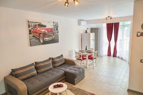 Comfy Apartment Alezzi Spa N Pools Beach Resort