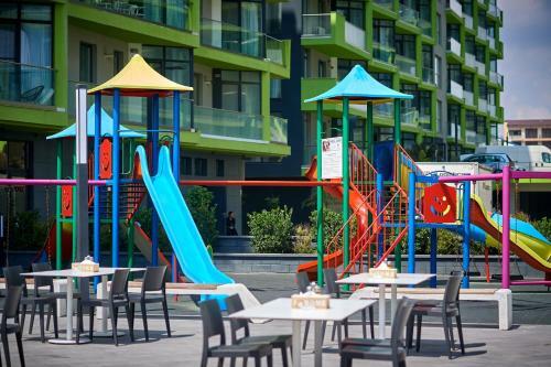 Sea Shore Apartments Alezzi Spa N Pools Beach Resort