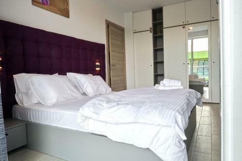 Citadell Sea View Apartment Alezzi Beach Spa N Pools