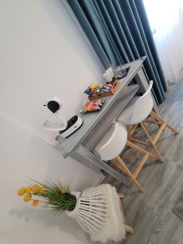 Crys Luxury Apartment By The Sea , First Line