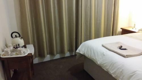 Hostal Roosecote Guest House