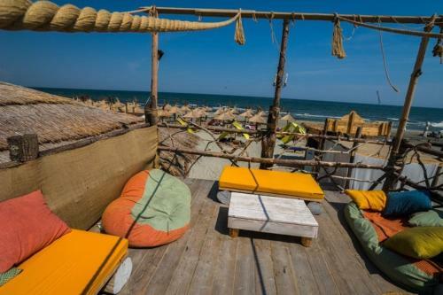 Sunny Apartments Alezzi Beach Resort