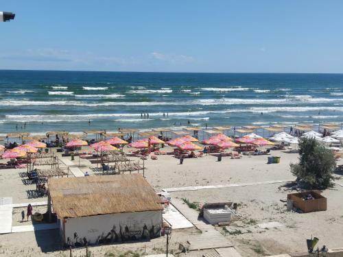 Wave 2 Promenada Beny Apartment