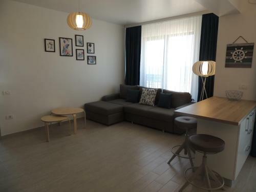 Millberry Beach Apartments