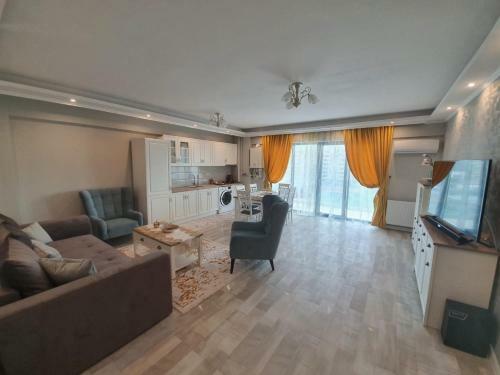 Evys Luxury Apartment