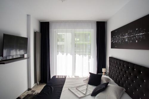 Apartament Alezzi Black&white 1