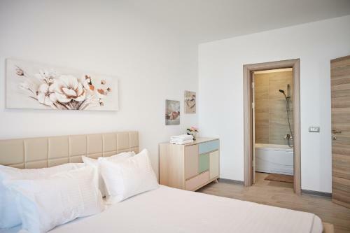 Apartamento Paradise Sea View 2bd Apt Spa N Pools Alezzi Beach Resort