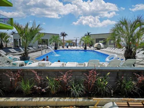 Sole Apartment Spa N Pools Beach Resort