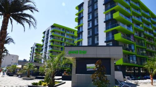 Alezzi Majestic Apartments 97