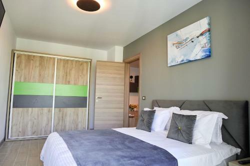 Meraki Luxury Apartment Spa N Pool Alezzi Beach Resort