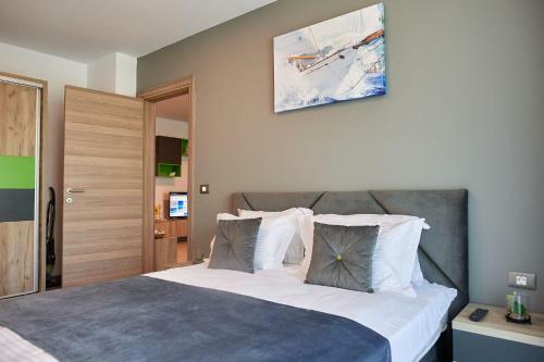 Meraki Luxury Apartment Spa N Pool Alezzi Beach Resort