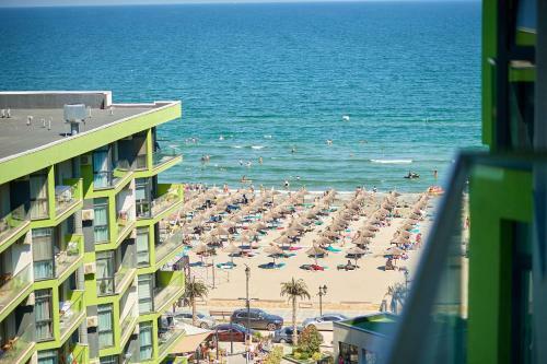 Meraki Luxury Apartment Spa N Pool Alezzi Beach Resort