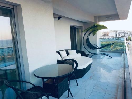 Apartamento Wave 2 Mamaia Prima Linie Vedere La Mare 120mp