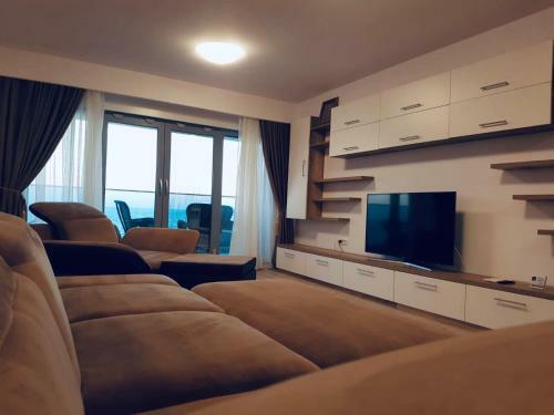 Apartamento Wave 2 Mamaia Prima Linie Vedere La Mare 120mp