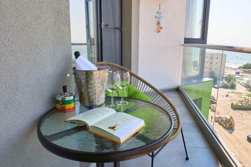 Sunshine 1 Br Apartment Spa N Pool Alezzi Beach Resort