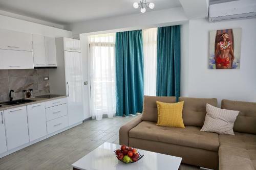 Sunshine 1 Br Apartment Spa N Pool Alezzi Beach Resort