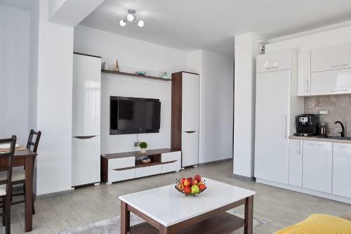 Sunshine 1 Br Apartment Spa N Pool Alezzi Beach Resort