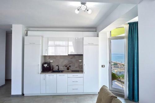 Sunshine 1 Br Apartment Spa N Pool Alezzi Beach Resort