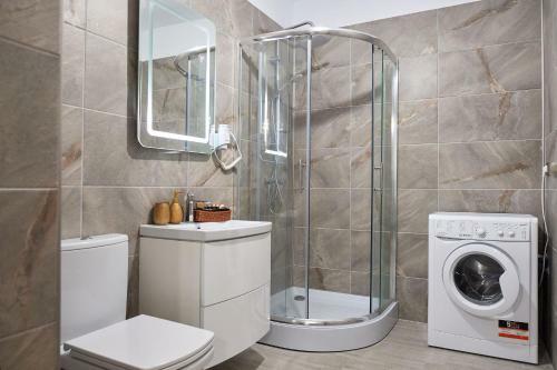 Vibe Apartment In Alezzi Beach Resort Spa N Pools