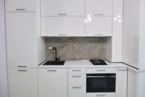 Vibe Apartment In Alezzi Beach Resort Spa N Pools