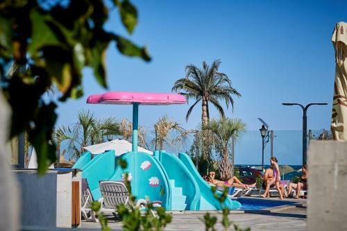 Apartamento Blue Aqua Studio Spa N Pool Alezzi Beach Resort