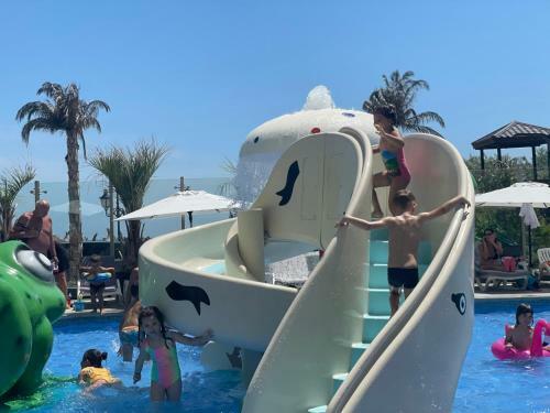 Alezzi Holiday Apartment 13 G
