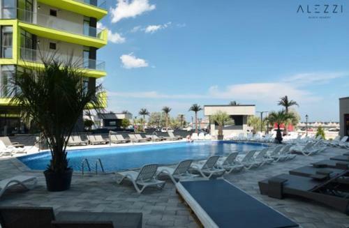Alezzi Holiday Apartment 13 G