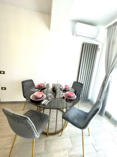 Apartamento Gray Boutique In Alezzi Beach Resort