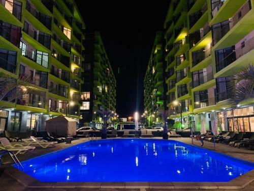 Rusy Apartament-alezzi Beach Resort