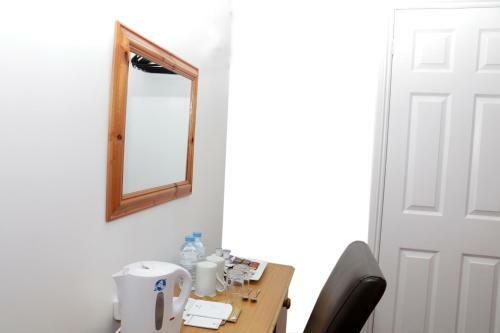 Old Coach House Motel